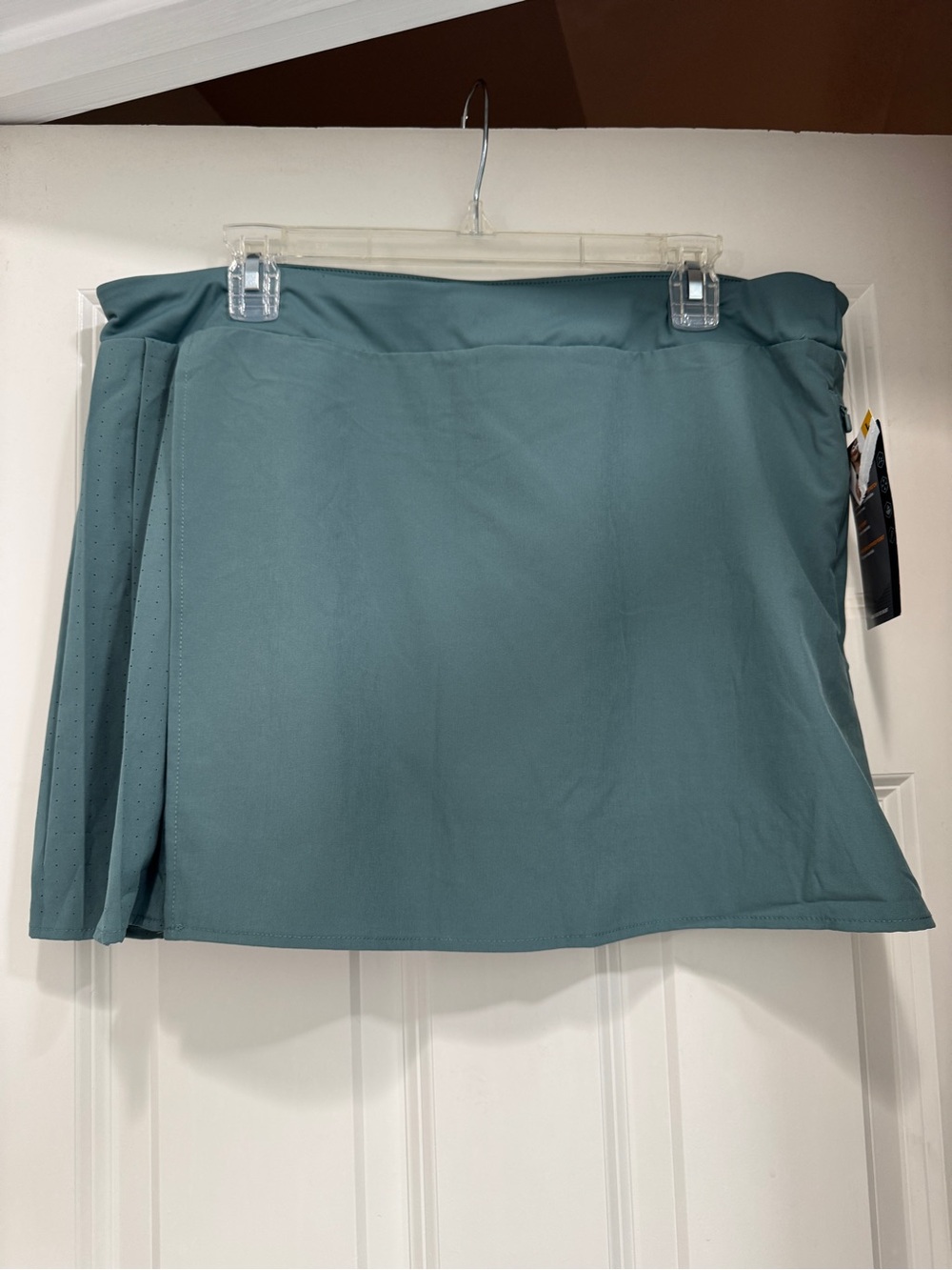 Avia Women's Athletic Pleated Skort in Blue-Green; Sz L tennis golf athleisure